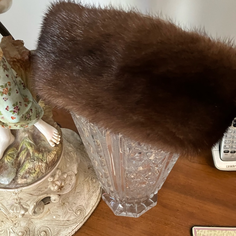 EUC GENUINE MINK HEAD BAND -vELVET LINED